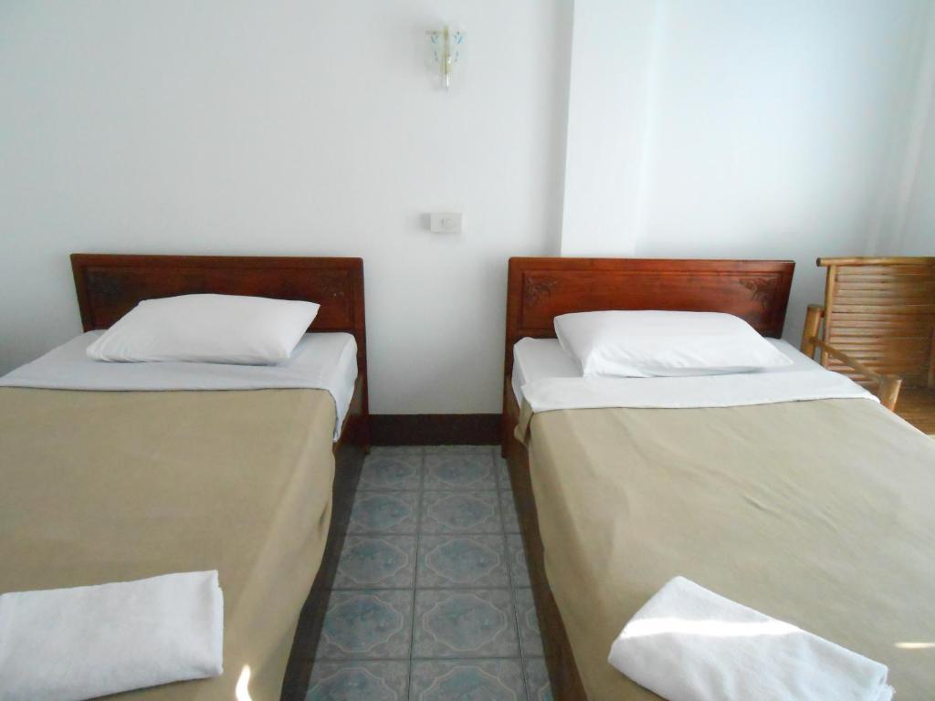 Chanthasom Guesthouse Ban Nongdouang Habitación foto