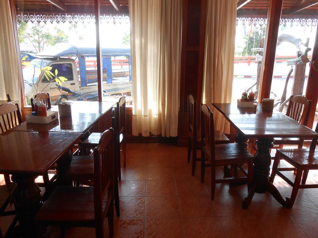 Chanthasom Guesthouse Ban Nongdouang Exterior foto